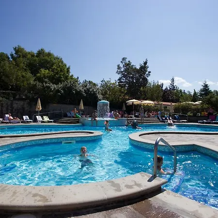 Holiday park Antico Borgo I Cancelli