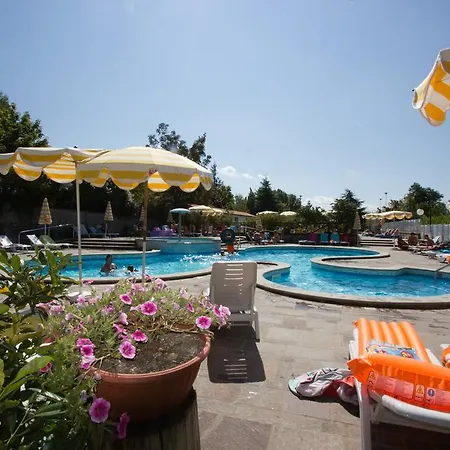 Holiday park Antico Borgo I Cancelli